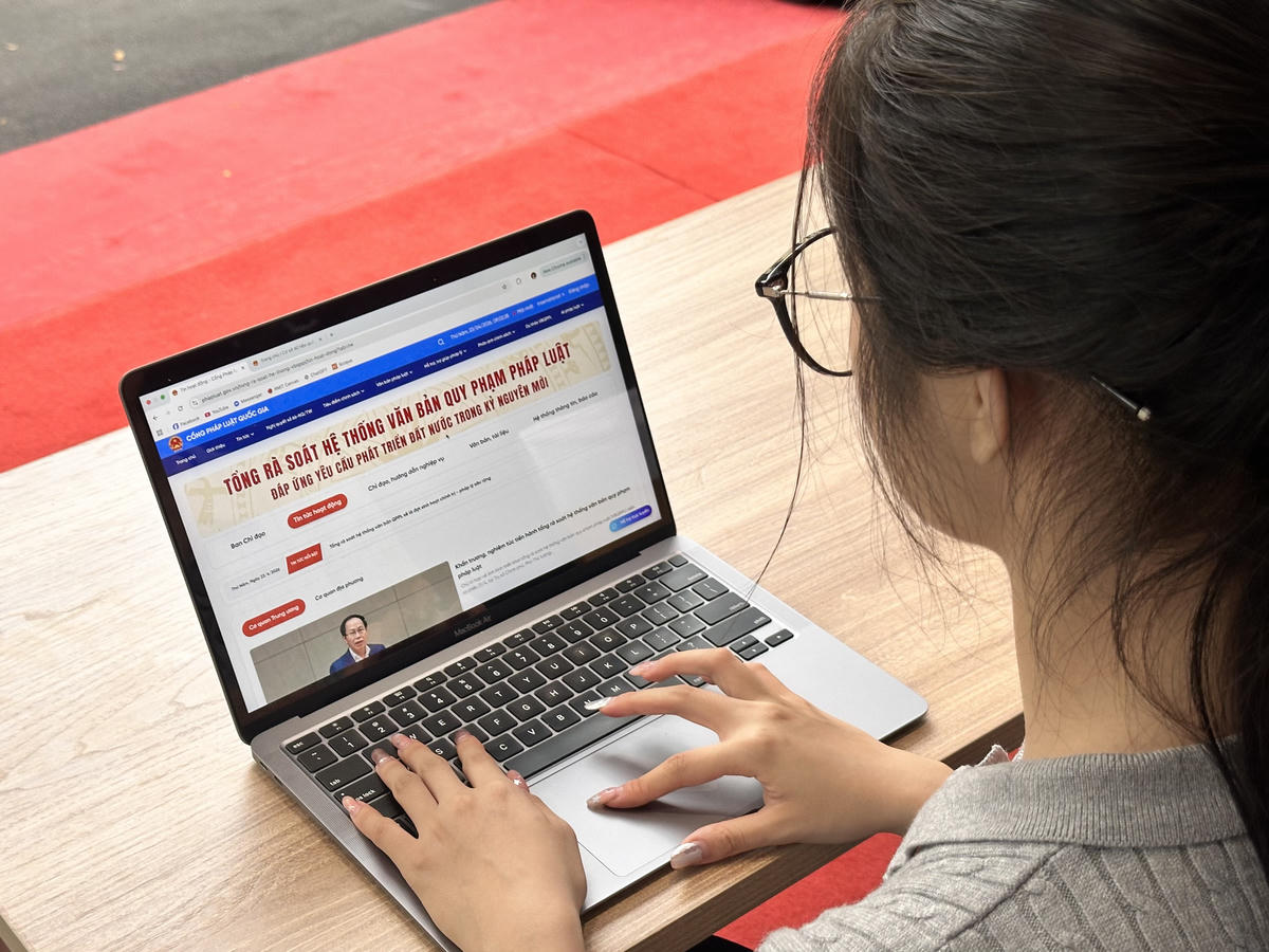 Các hệ thống dữ liệu và công nghệ phục vụ nâng cấp cơ sở dữ liệu quốc gia về pháp luật  ứng dụng công nghệ số và AI.