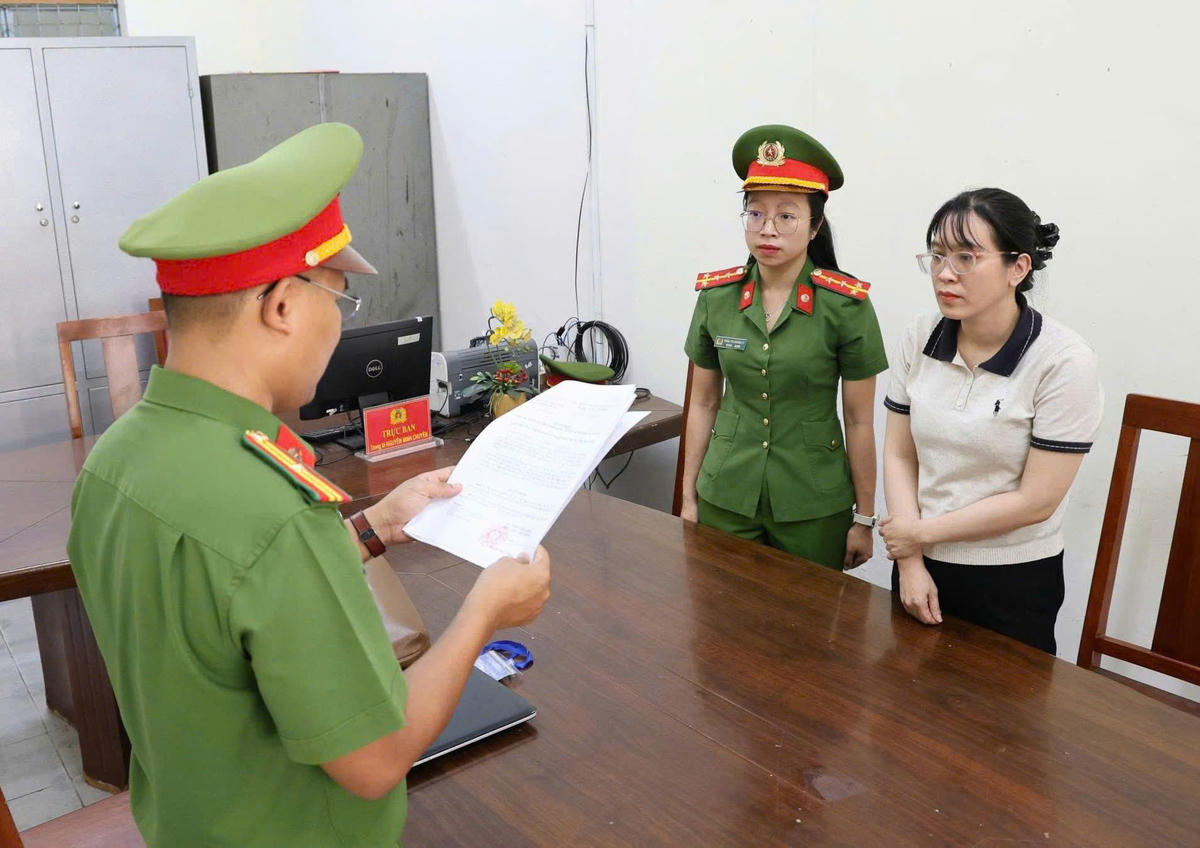 Đối tượng Võ Thị Ngọc Lan tại cơ quan điều tra. Ảnh: CV.