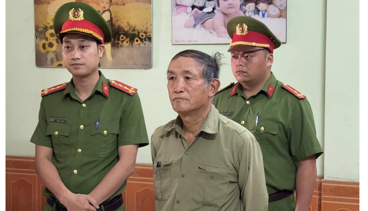 Đỗ Văn Tiếp, sinh năm 1956, trú tại thôn Hợp Giao, xã Gia Phú, tỉnh Lào Cai.