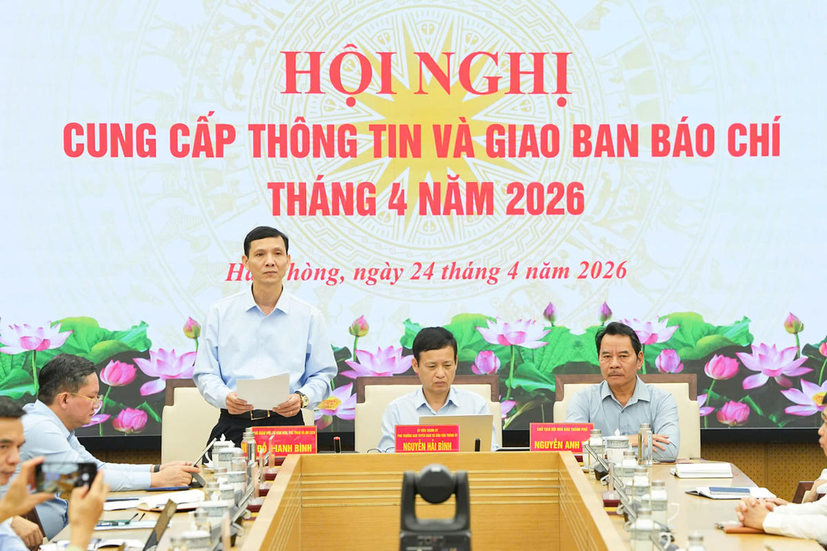 Ông Đỗ Thanh Bình, Phó Giám đốc Sở Văn hoá – Thể thao & Du lịch thành phố Hải Phòng thông tin về Lễ hội Hoa Phượng Đỏ 2026. Ảnh: ĐT.&nbsp;