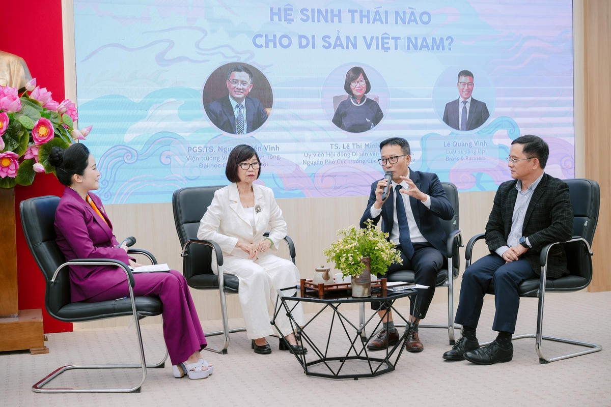 Các chuyên gia thảo luận tại sự kiện.