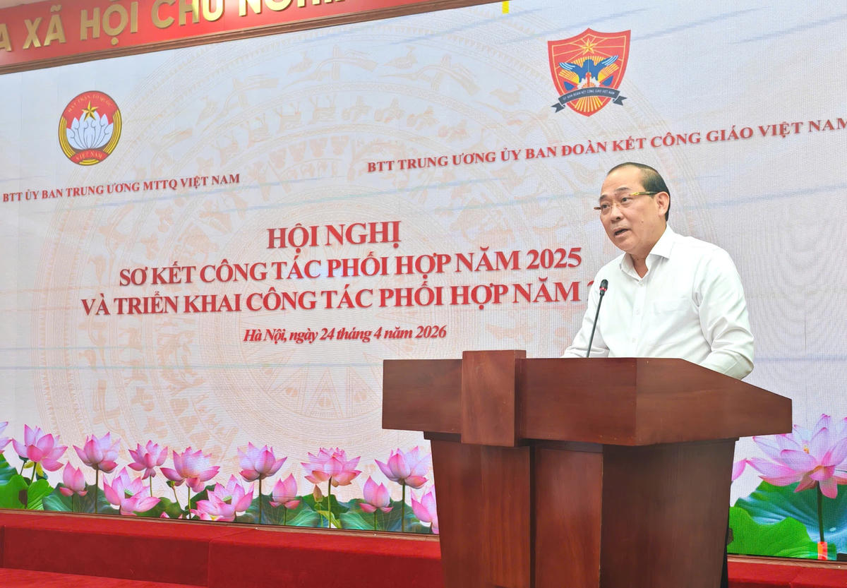 Ông&nbsp;Hoàng Công Thủy - Phó Chủ tịch Ủy ban Trung ương MTTQ Việt Nam phát biểu tại Hội nghị.