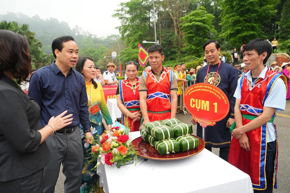 Hấp dẫn hương nếp bánh chưng dâng Vua Hùng