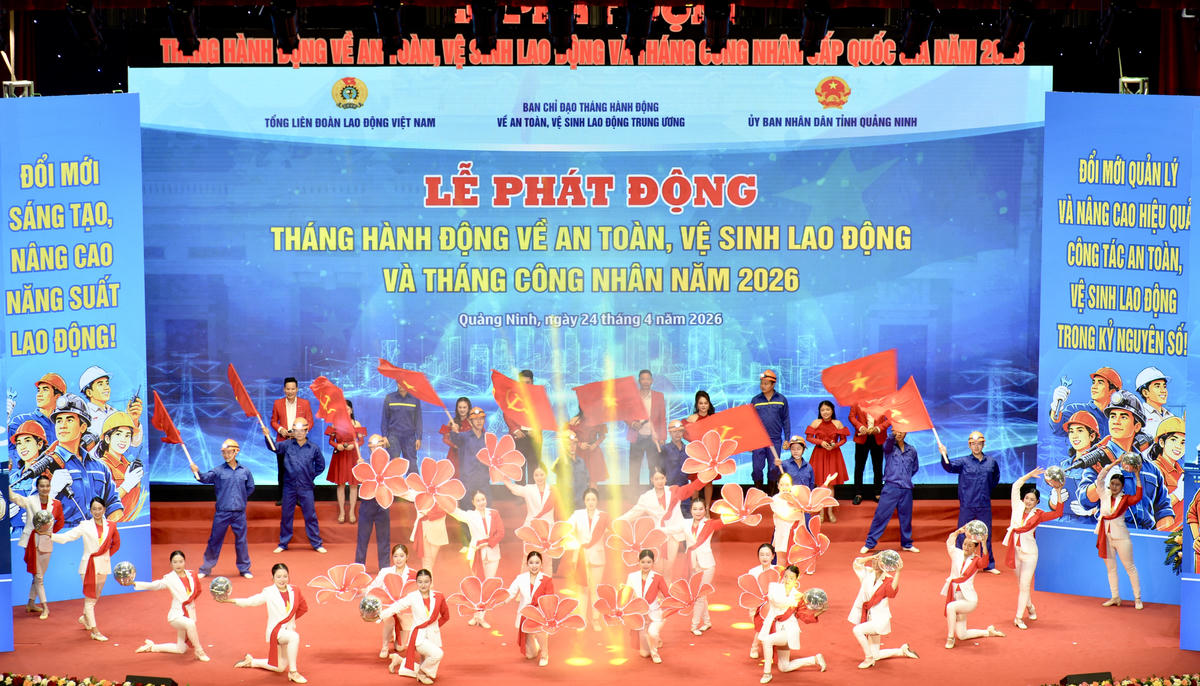 Chương trình nghệ thuật chào mừng sự kiện.