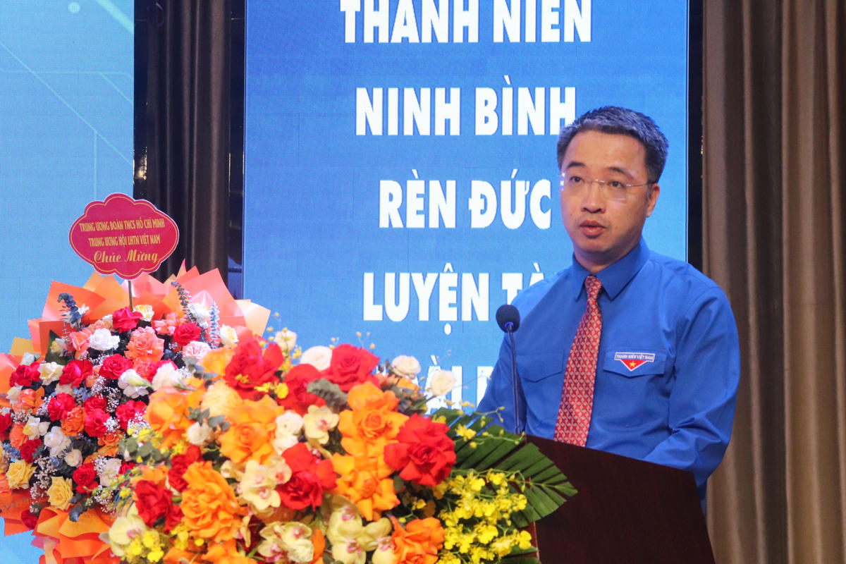 Ông Nguyễn Tường Lâm - Bí thư Trung ương Đoàn, Chủ tịch Hội LHTN Việt Nam phát biểu tại đại hội. Ảnh: Đình Minh