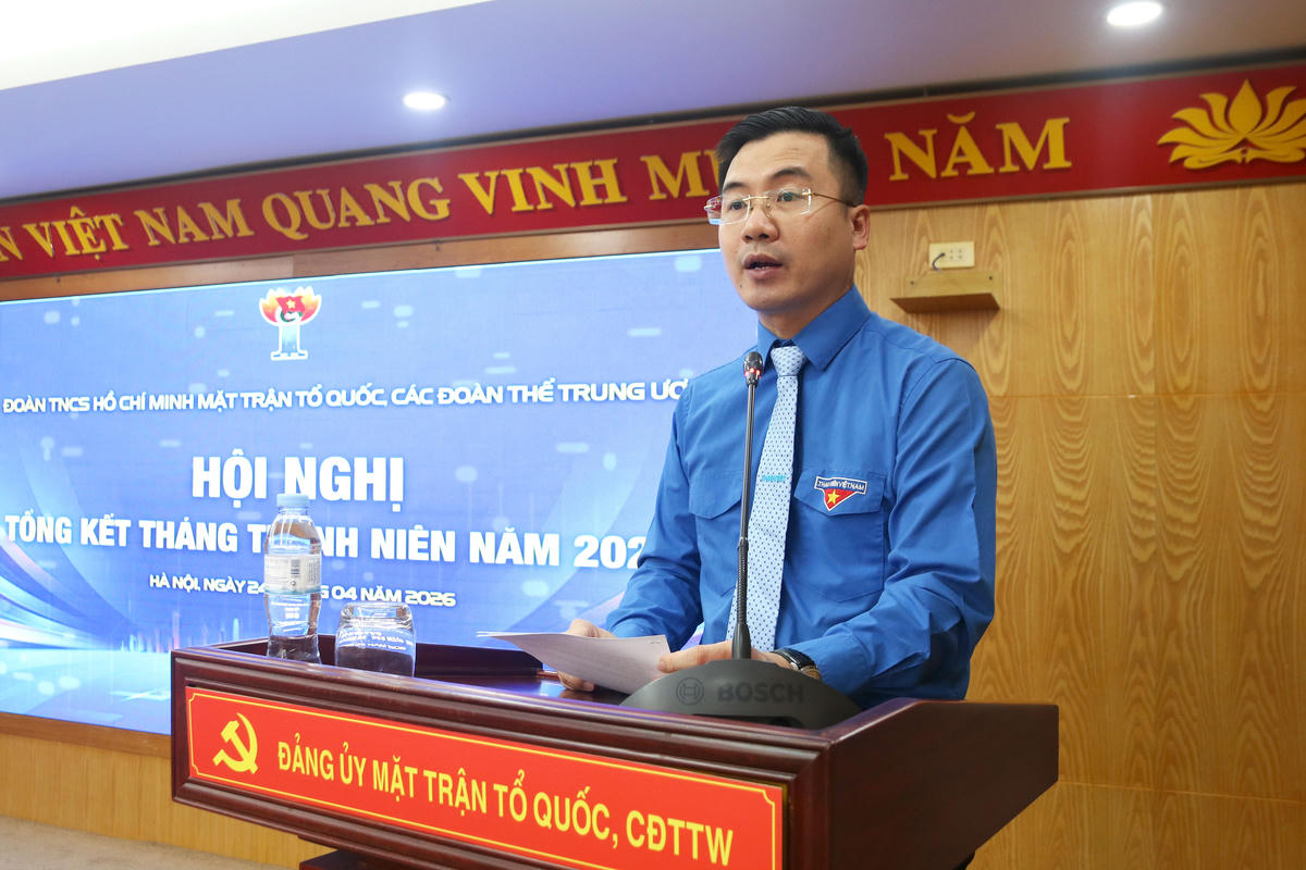 Ông Nguyễn Nhất Linh - Bí thư Đoàn Thanh niên MTTQ, các đoàn thể Trung ương phát biểu tại Hội nghị.