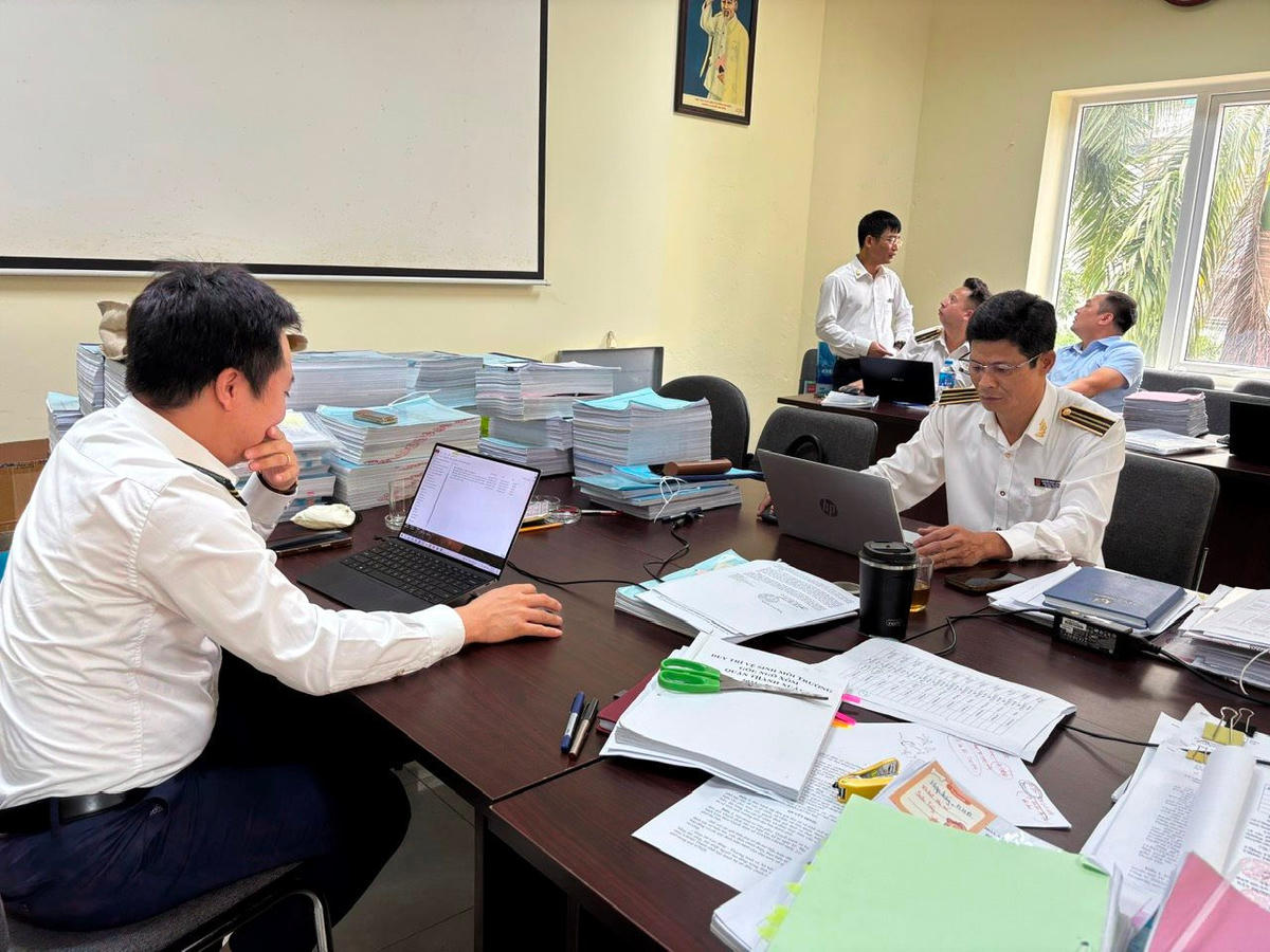 KTNN thực hiện rà soát các trường hợp kiến nghị kiểm toán không còn khả năng thực hiện, đề xuất phương án xử lý. Ảnh: Đ. KHOA