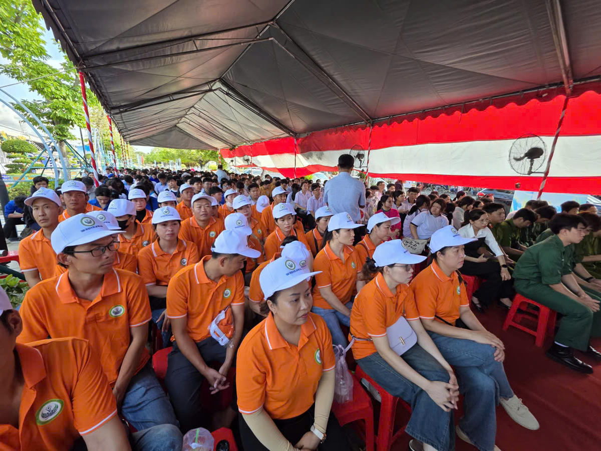 Sự kiện thu hút sự tham gia của đông đảo người lao động trên địa bàn tỉnh cùng nhiều doanh nghiệp thuộc các lĩnh vực khác nhau. Ảnh: Nguyên Du