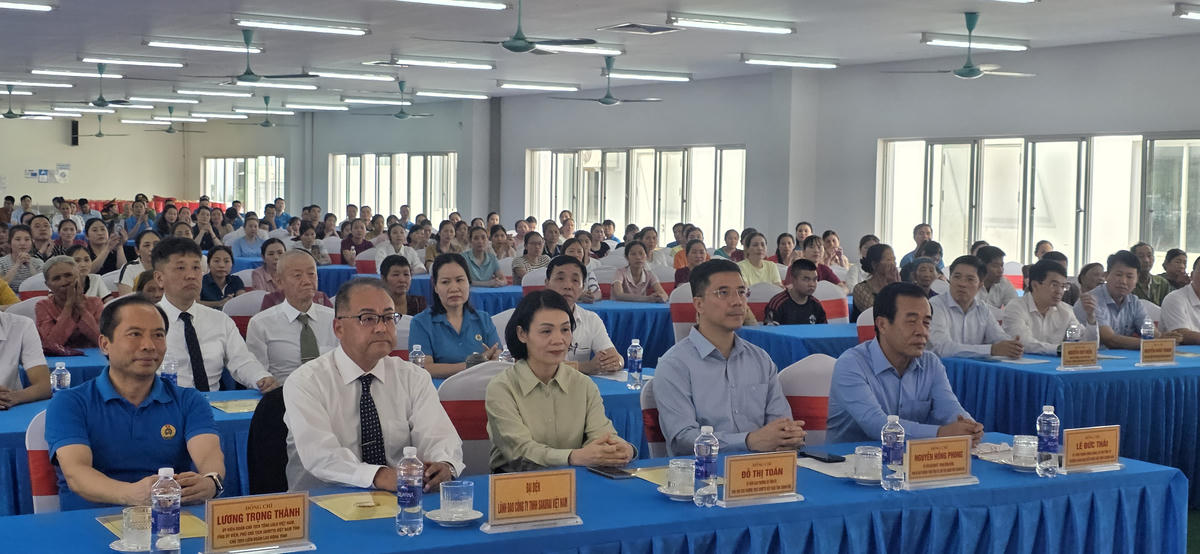 Các đại biểu tham dự tại buổi lễ. Ảnh: Nguyễn Chung.