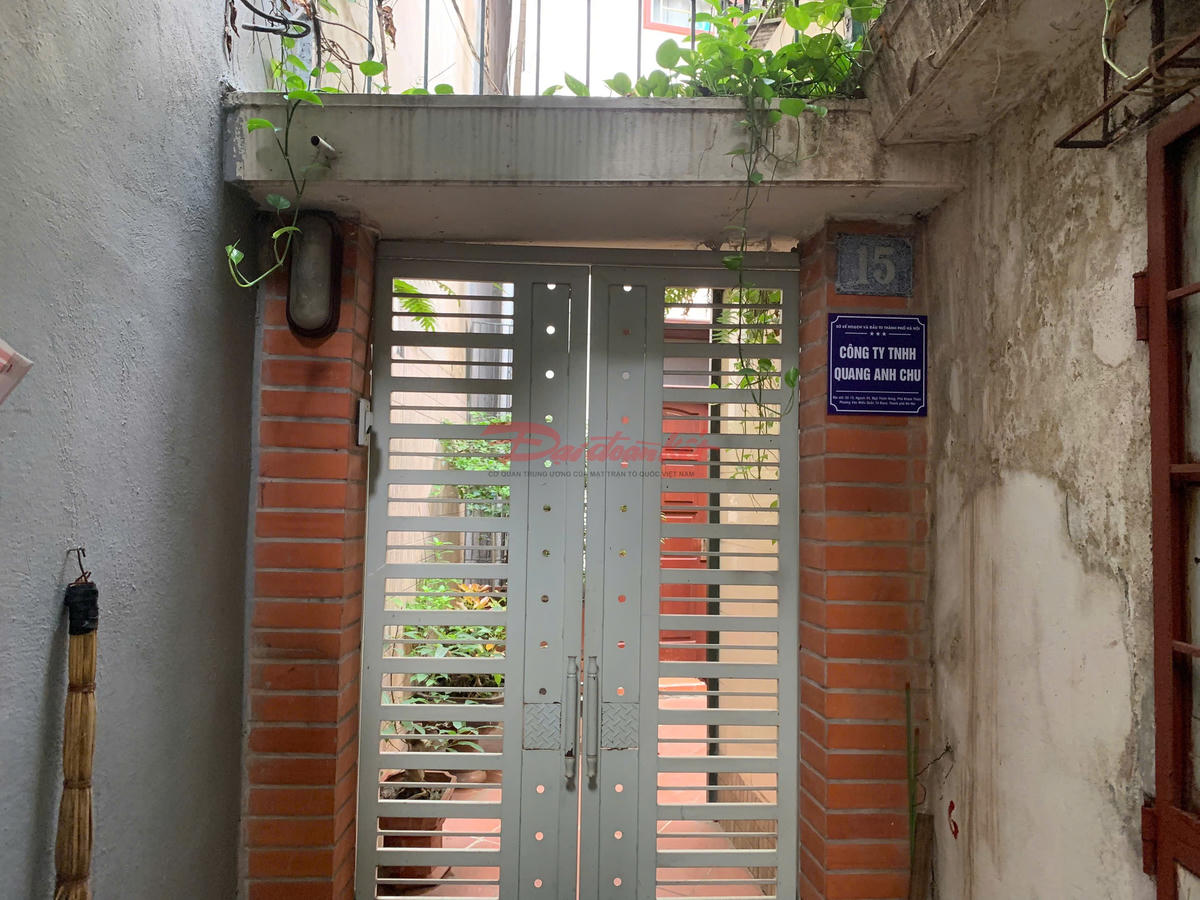 Công ty&nbsp;TNHH Quang Anh Chu tại địa chỉ số 15, ngách 45, ngõ Thiên Hùng, phố Khâm Thiên, phường Văn Miếu - Quốc Tử Giám, TP. Hà Nội. Ảnh Trần Việt.