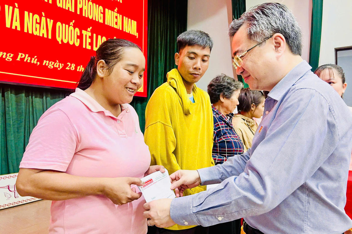 Đây là hoạt động thiết thực, thể hiện sự quan tâm sâu sắc của Đảng, Nhà nước và các cấp, các ngành đối với đời sống của người lao động. Ảnh:TN.