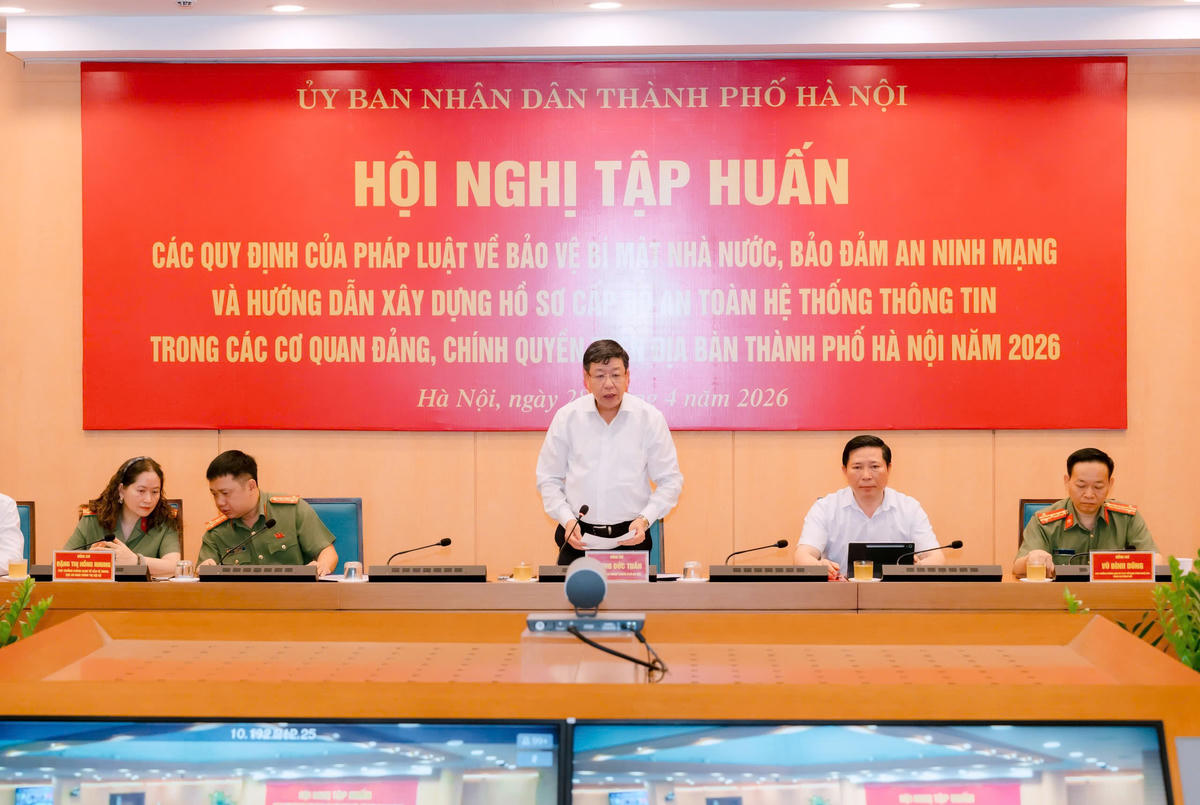 Phó Chủ tịch Thường trực UBND TP Dương Đức Tuấn phát biểu chỉ đạo hội nghị. Ảnh: Đạt Lê