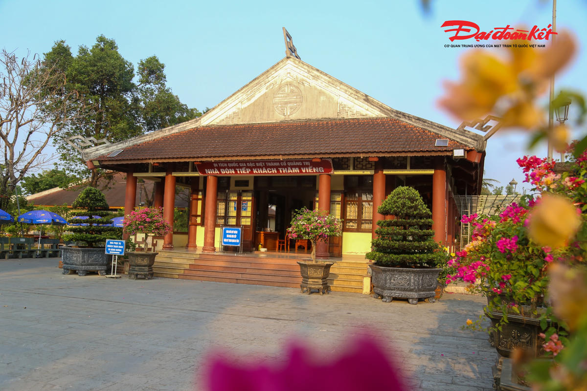 Ghi nhận tại Di tích Quốc gia đặc biệt Thành cổ Quảng Trị. Ảnh: Đỗ Văn.