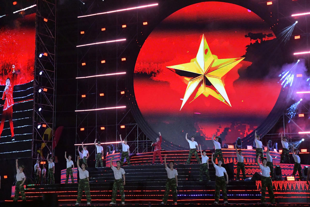 Với quy mô, ý tưởng dàn dựng và thông điệp chính luận xuyên suốt, “Âm vang Tổ quốc” là sự kiện văn hóa - nghệ thuật nổi bật trong năm 2026, góp phần bồi đắp tinh thần yêu nước, khơi dậy khát vọng cống hiến và trách nhiệm chung tay xây dựng, bảo vệ Tổ quốc; đồng thời truyền đi thông điệp về một Việt Nam bản lĩnh, đoàn kết, sáng tạo và vững bước trong kỷ nguyên phát triển mới.