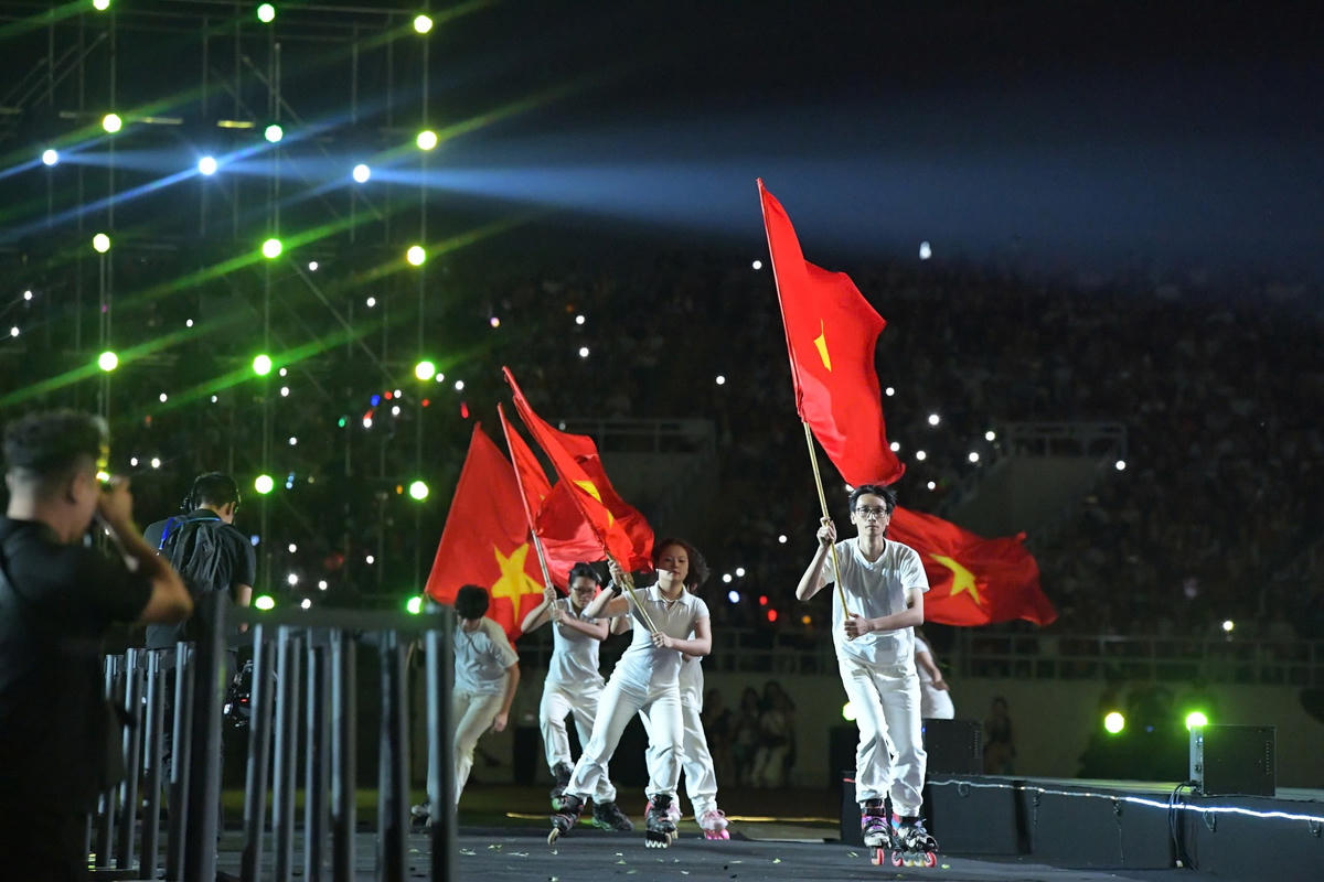 Phần II kéo dài 60 phút dành riêng cho giới trẻ.