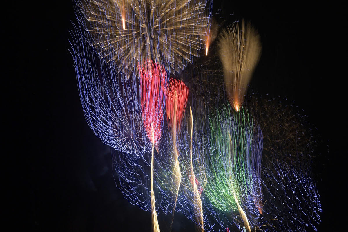 "Âm vang Tổ quốc” – Bản hùng ca nghệ thuật bừng sáng và sôi động