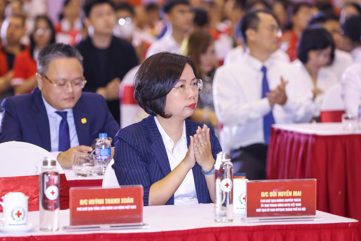 Gần 350 tỷ đồng được tiếp nhận tại Lễ phát động Tháng nhân đạo năm 2026