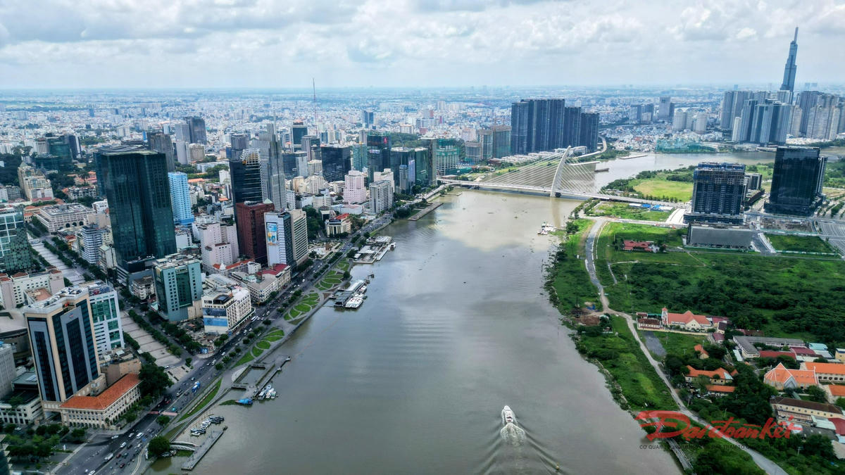 TP Hồ Chí Minh tận dụng tài nguyên sông nước để quy hoạch hài hòa "vùng lõi" trung tâm cho đô thị. Ảnh: T.Luân.