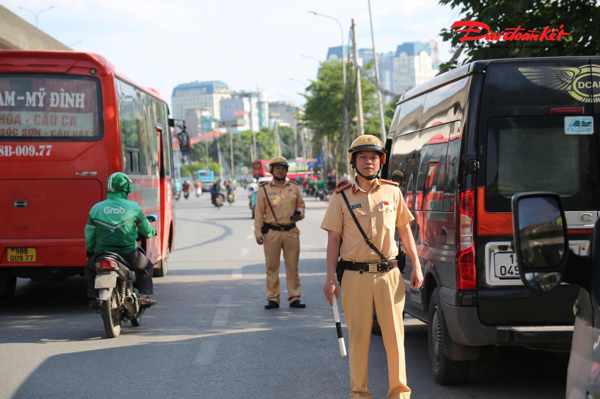 Hà Nội: Tăng cường bảo đảm giao thông dịp nghỉ lễ 30/4 và 1/5, không để ùn tắc kéo dài