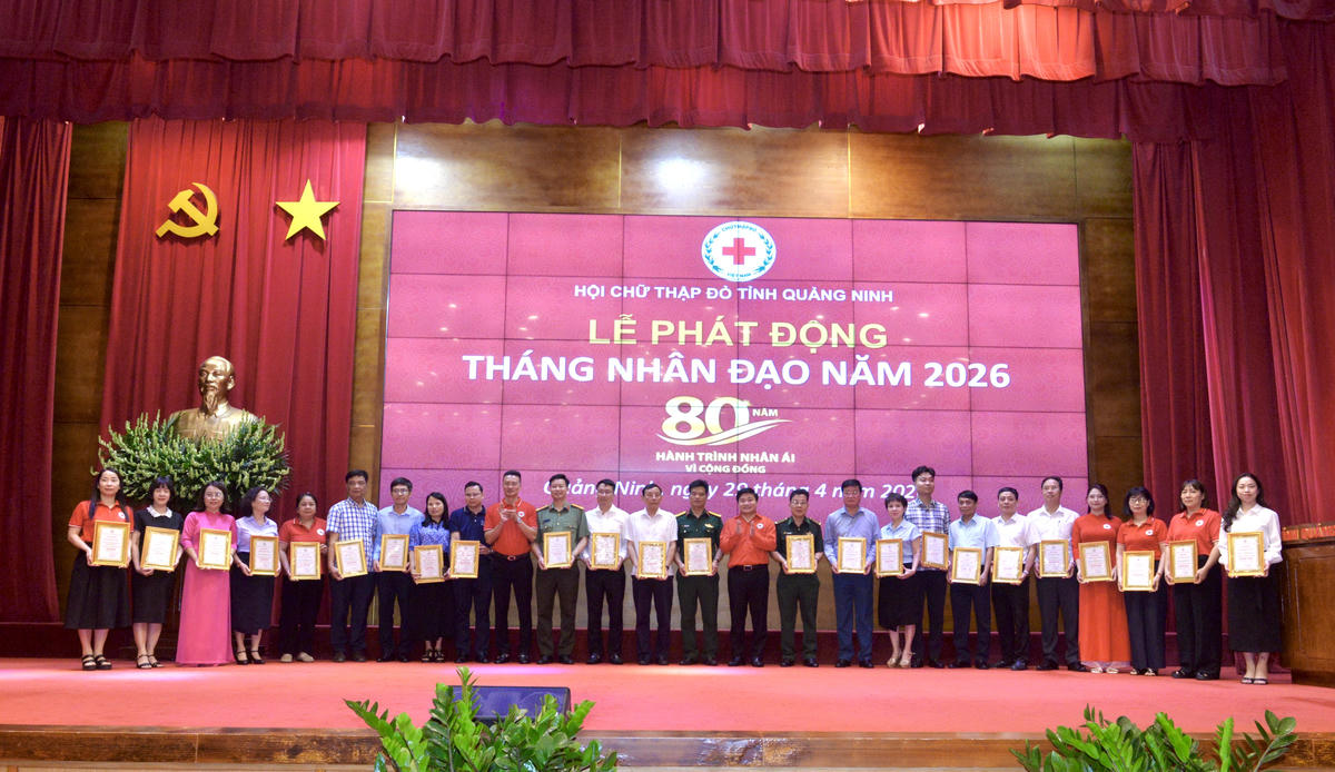 Quảng Ninh: Tiếp nhận hơn 8 tỷ đồng ủng hộ tại lễ phát động Tháng nhân đạo 2026