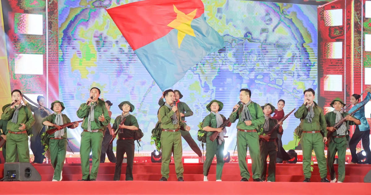Các tiết mục văn nghệ chào mừng ngày giải phóng 30/4.