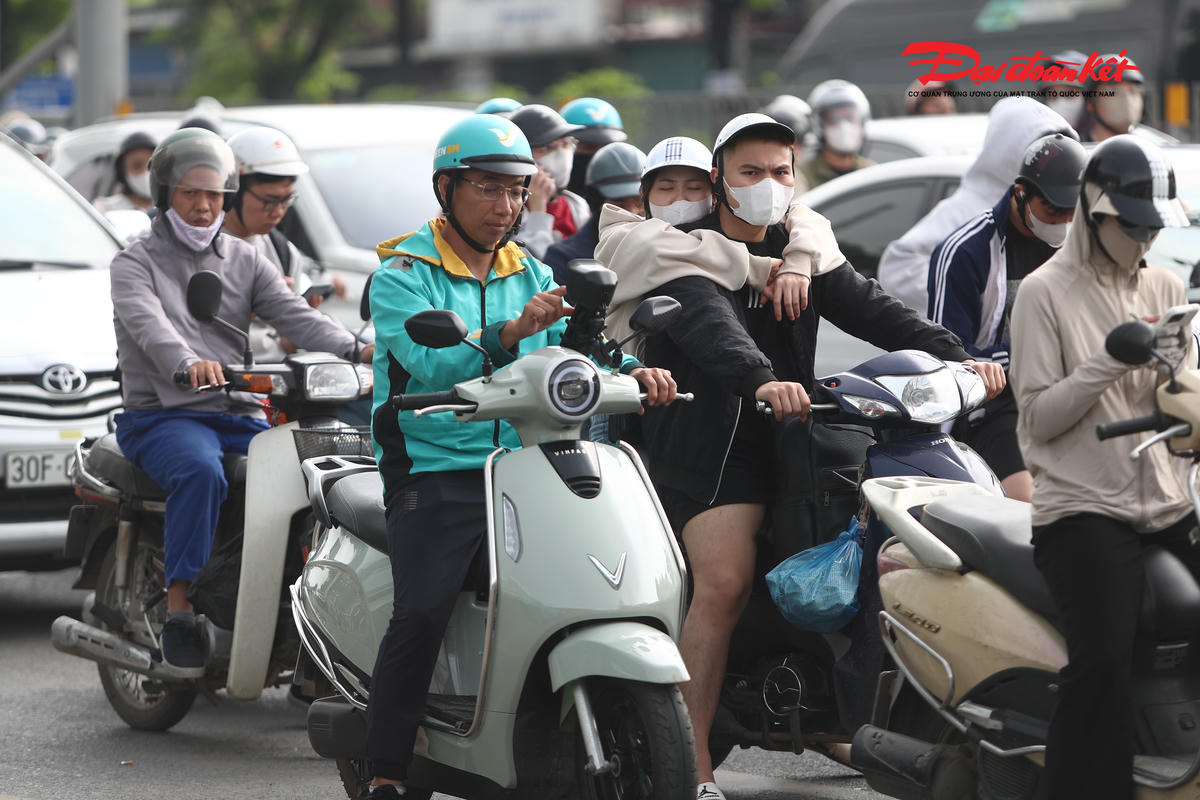 Giao thông Hà Nội ngày cuối kỳ nghỉ lễ: Cửa ngõ ổn định, nội thành thông thoáng