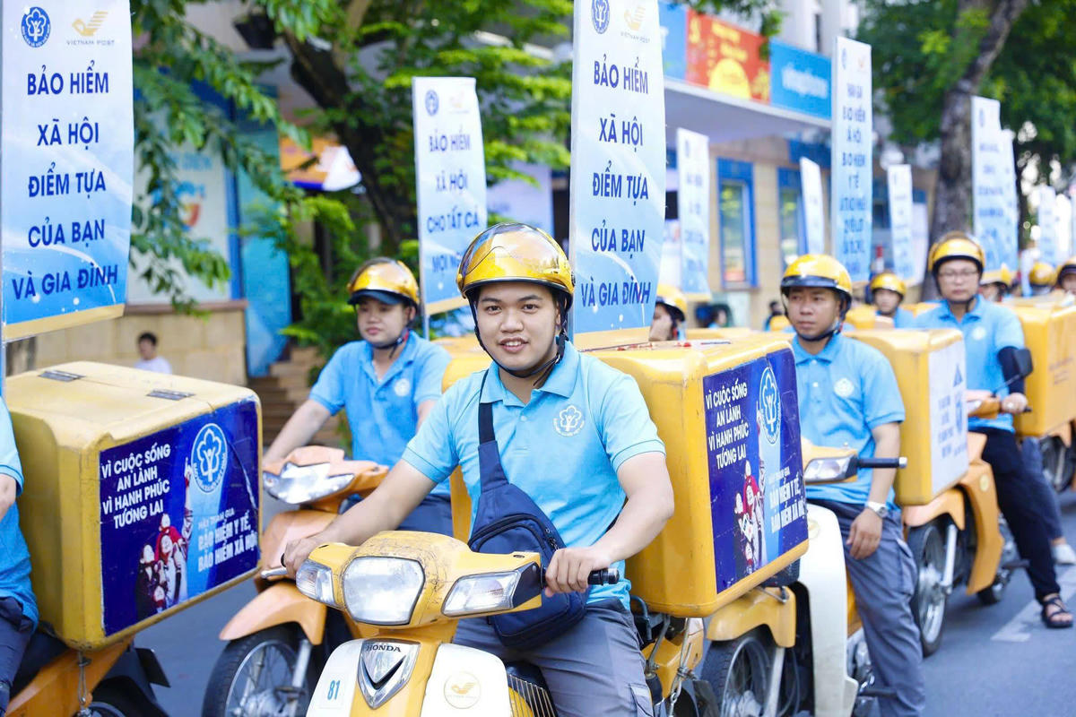 Tháng 5 hằng năm - Tháng vận động triển khai BHXH toàn dân - là điểm nhấn quan trọng nhằm nâng cao nhận thức, trách nhiệm và sự tham gia của toàn xã hội đối với chính sách BHXH. Ảnh: Ngọc Yến