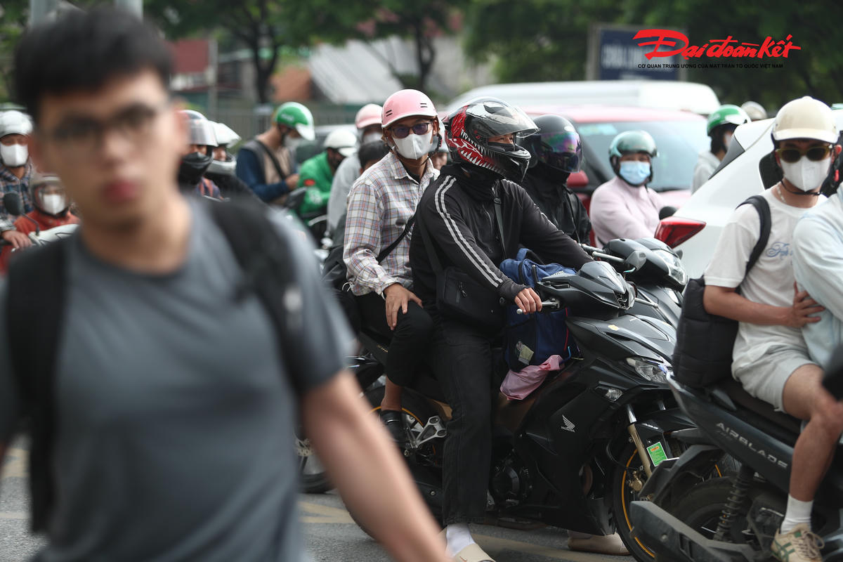 Giao thông Hà Nội ngày cuối kỳ nghỉ lễ: Cửa ngõ ổn định, nội thành thông thoáng
