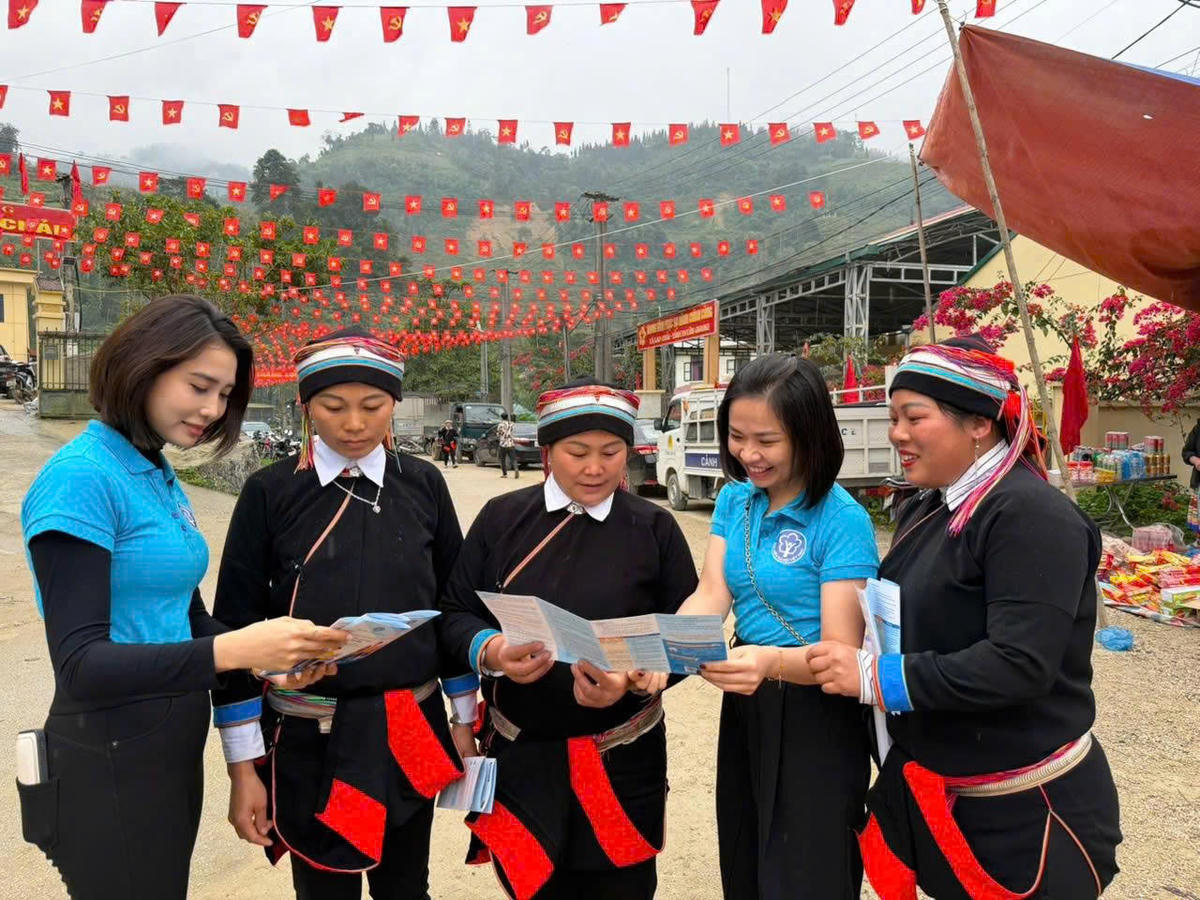 BHXH luôn được xác định là một trong những trụ cột chính của hệ thống an sinh xã hội. Ảnh: Ngọc Yến.