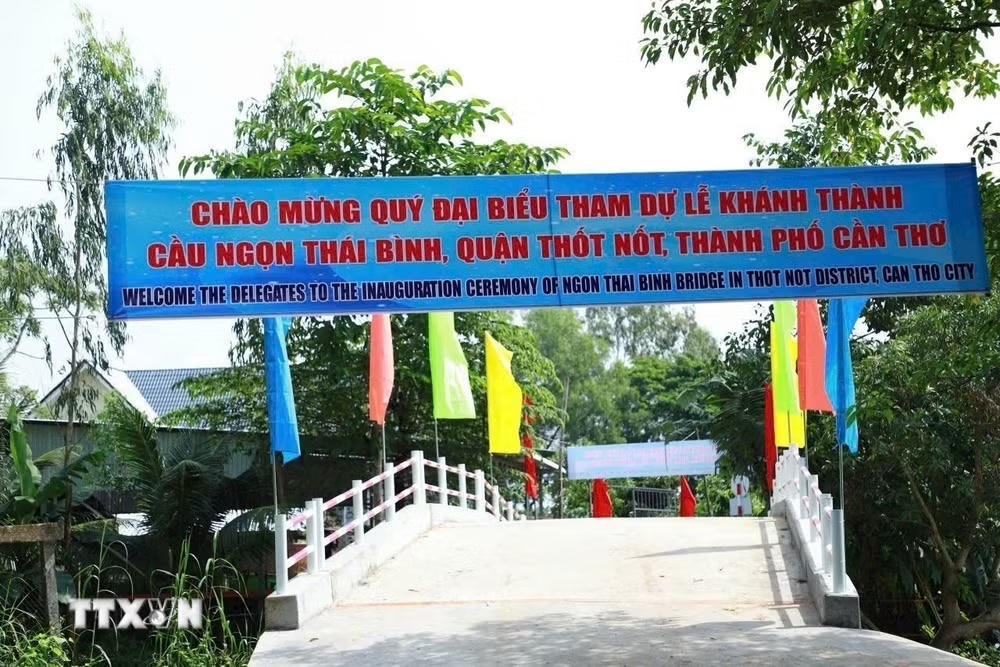 ttxvn-cau-khanh-thanh.jpg