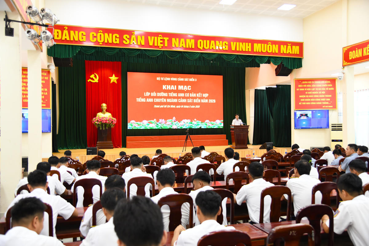Quang cảnh Lễ khai mạc Lớp bồi dưỡng. Ảnh: Nhật Minh.