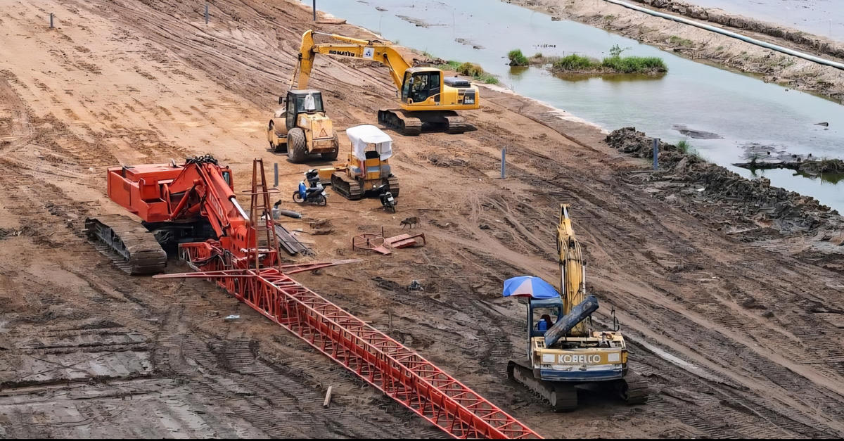 Chủ động nguồn nhân lực tại địa phương góp phần giúp những công trình lớn đáp ứng tiến độ đề ra.