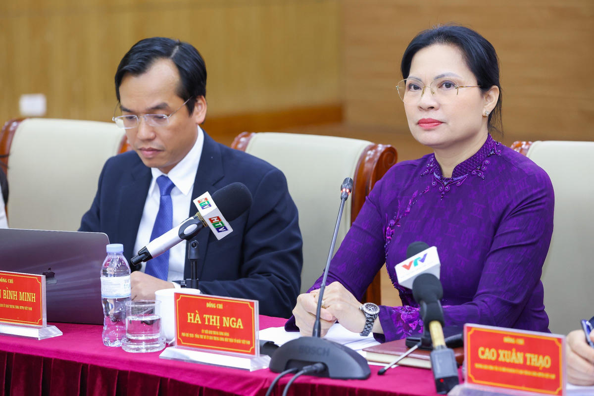 Phó Chủ tịch – Tổng Thư ký UBTƯ MTTQ Việt Nam chủ trì buổi họp báo. Ảnh: Quang Vinh.