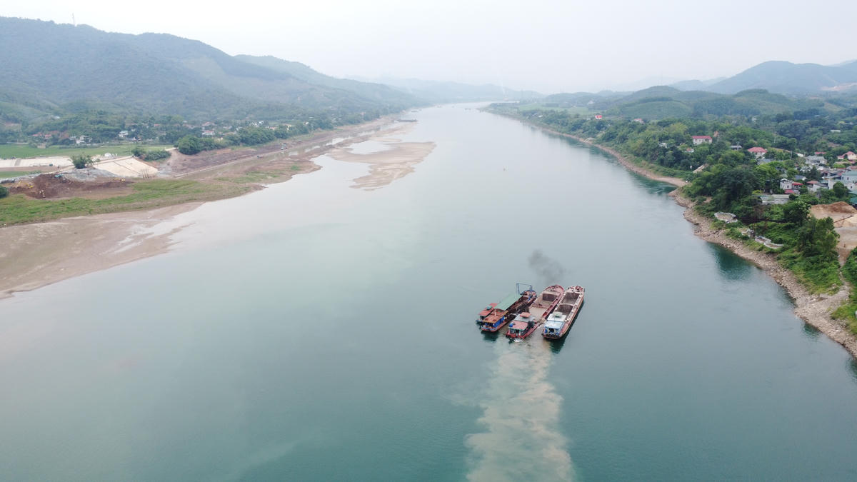 Tỉnh Phú Thọ không xem xét gia hạn thời gian khai thác hoặc cấp lại giấy phép khai thác không thông qua đấu giá quyền khai thác khoáng sản.