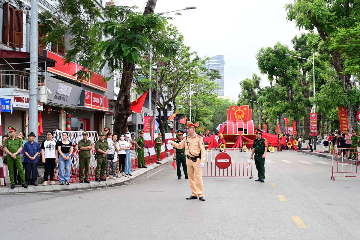Công an TP Hải Phòng thông báo phương án phân luồng, hạn chế giao thông tạm thời trong thời gian diễn ra lễ khai mạc Hoa Phượng Đỏ - Hải Phòng 2026. Ảnh minh họa.&nbsp;