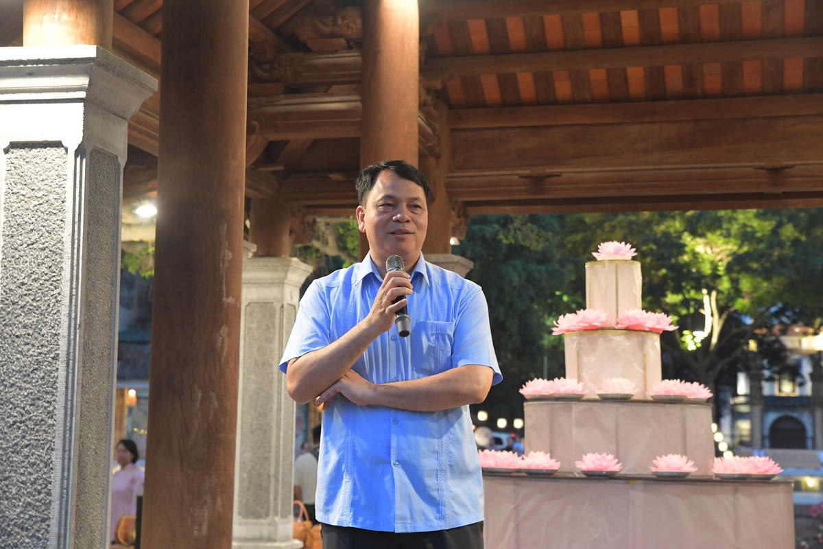 Ông&nbsp;Lê Xuân Kiêu, Giám đốc Trung tâm Hoạt động Văn hóa Khoa học Văn Miếu - Quốc Tử Giám chia sẻ về ý nghĩa của chương trình&nbsp;“Đêm hội hoa đăng Hồ Văn – Văn Miếu".