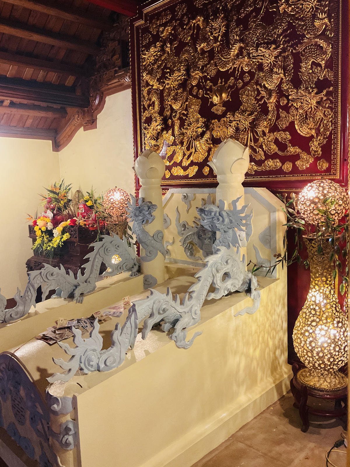 Lăng mộ Hoàng đế Lý Nam Đế tại xã Vạn Xuân.