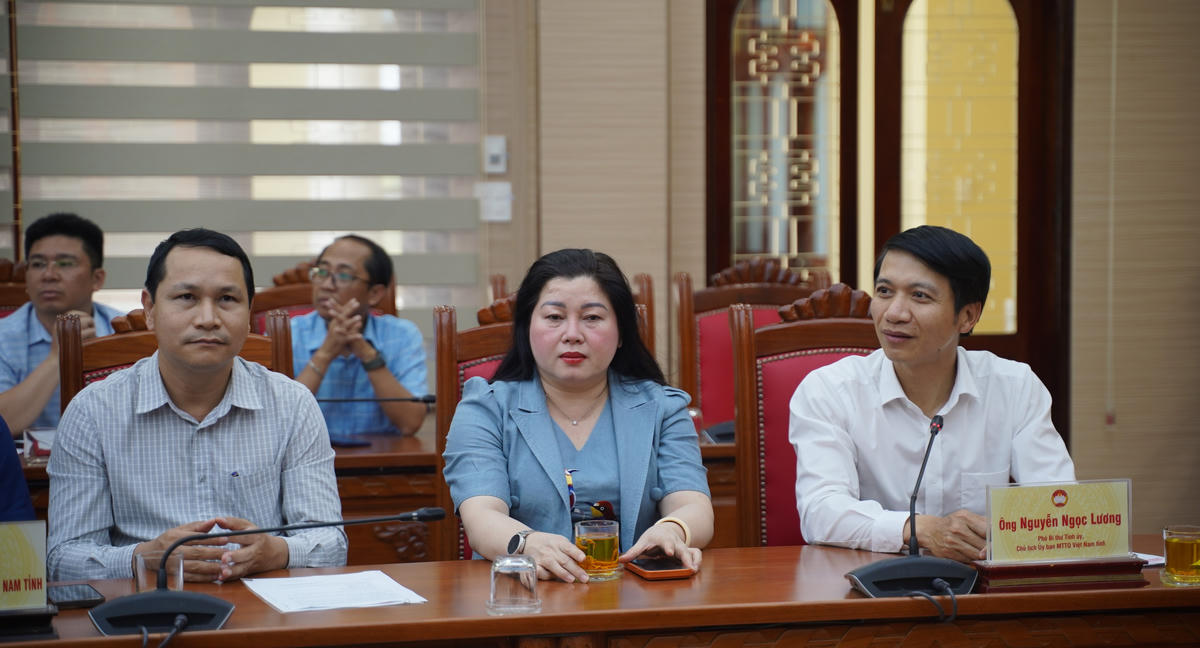 Các đại biểu tham dự buổi gặp mặt. Ảnh: Đình Sang.