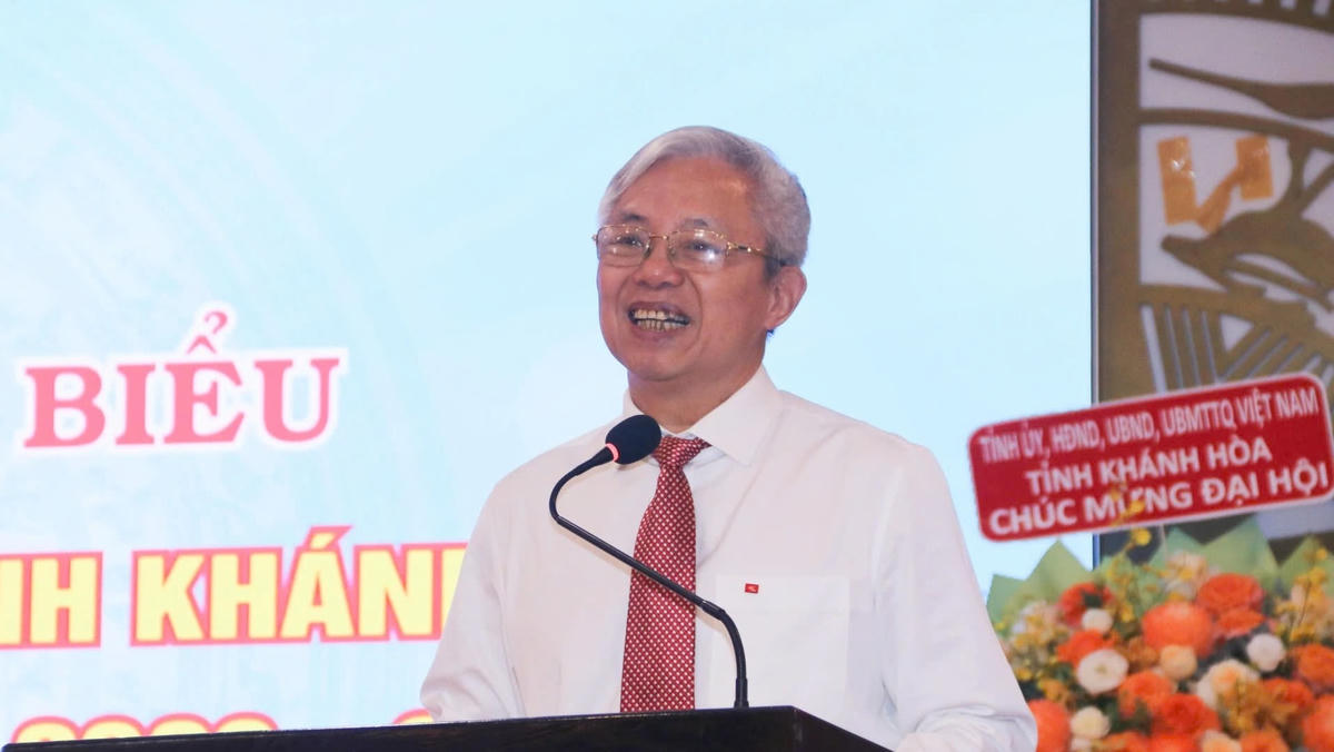 Ông Nguyễn Xuân Lập, Trưởng Ban Chăm sóc NCT Trung ương, Hội NCT Việt Nam phát biểu tại Đại hội.