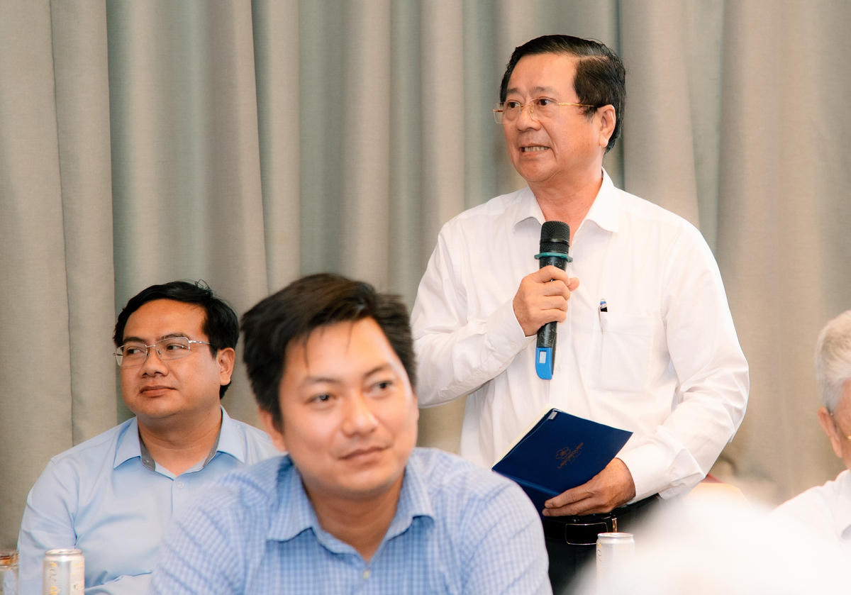 Đại biểu nêu ý kiến tại Hội nghị. Ảnh: Q.T.