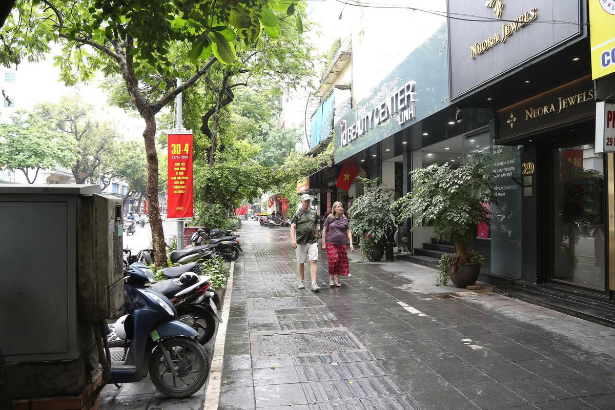 Phường Cửa Nam quyết liệt xử lý các 'điểm nghẽn' trật tự đô thị