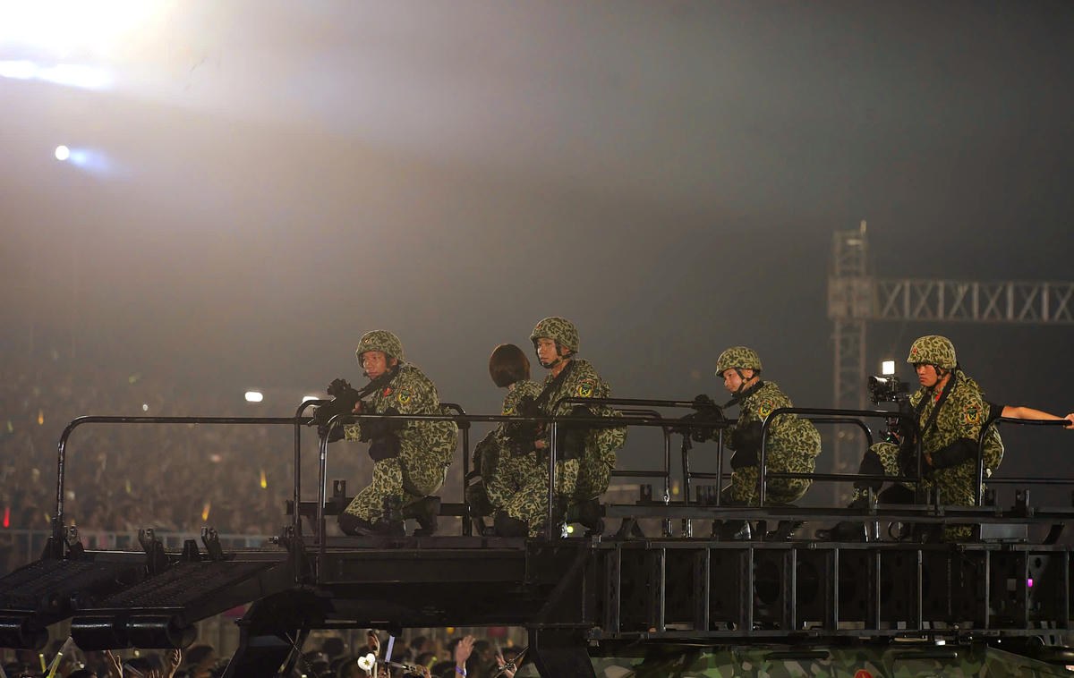 Xe phóng thang chuyên dụng do hãng Patriot 3 (Mỹ) phát triển với Hệ thống phóng thang di động MARS trang bị cho các lực lượng đặc công.