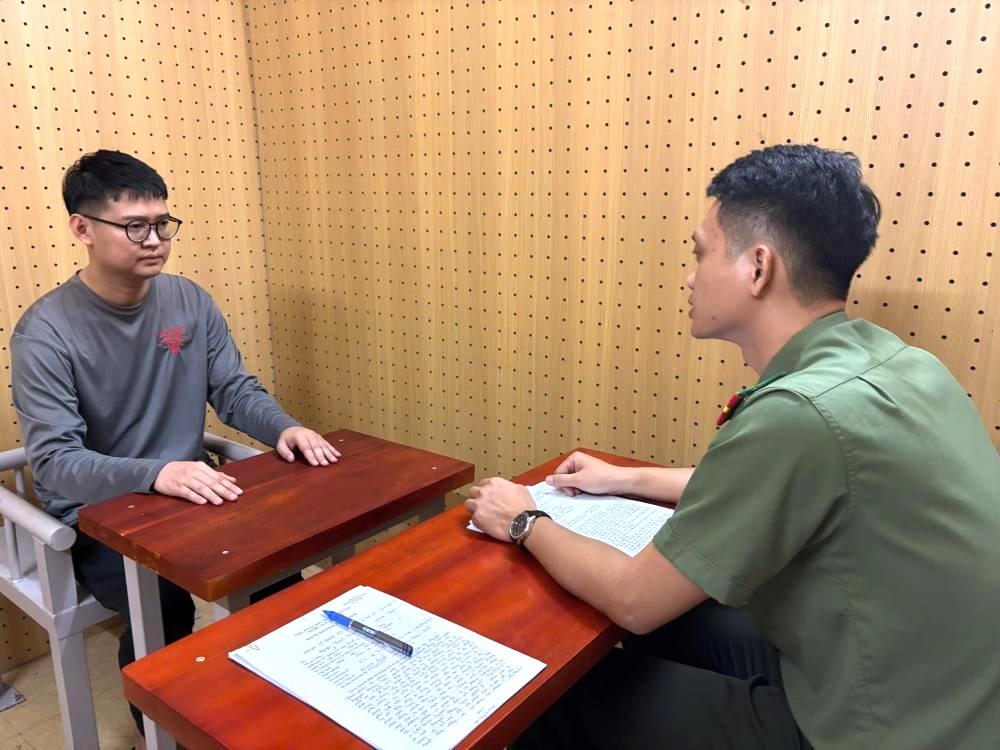 Công an Hà Tĩnh bóc tách đường dây rửa tiền, lừa đảo xuyên quốc gia