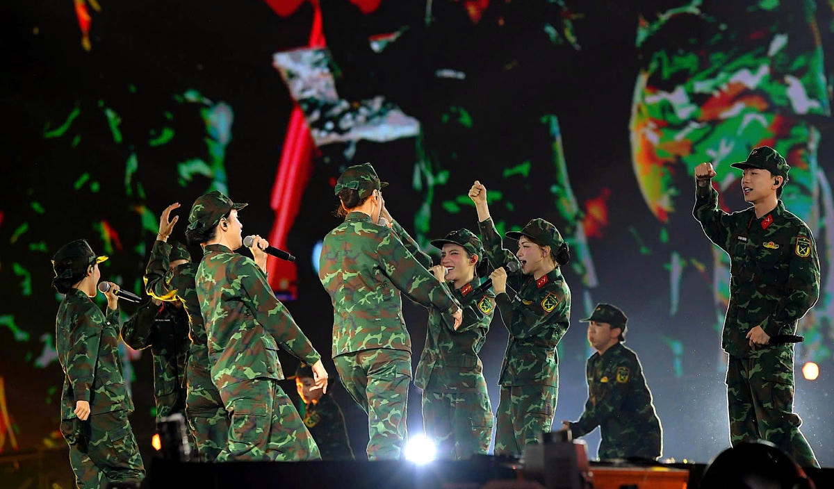 Chương trình có sự góp mặt của nhiều nghệ sĩ nổi tiếng như Đông Nhi, Hòa Minzy, Phan Mạnh Quỳnh, Dương Hoàng Yến, Chi Pu, Bùi Công Nam, Phương Mỹ Chi, Hậu Hoàng...