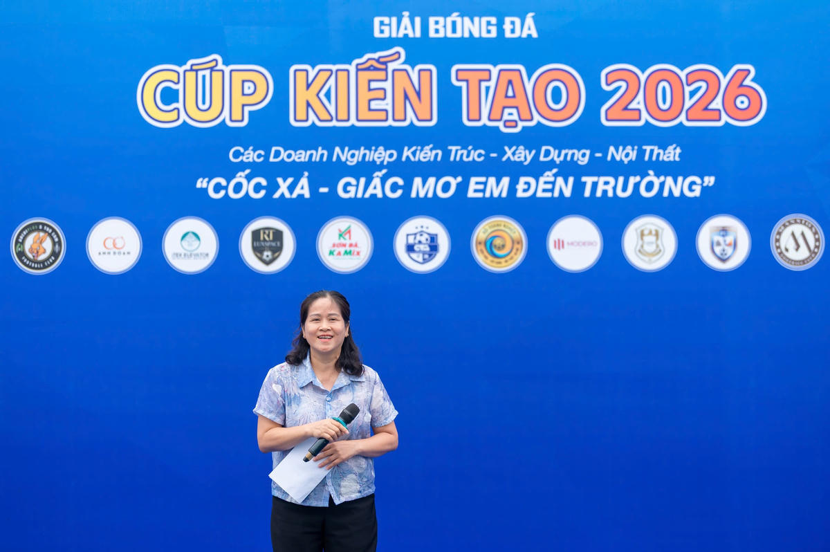 Đại diện Trường Mầm non Hồng Trị (Cao Bằng), cô Trần Thị Nhung xúc động gửi lời cảm ơn tới Ban tổ chức.