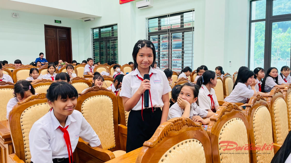 Nhiều hoạt động lan tỏa tình yêu nước tới trường học, nơi biên giới, hải đảo