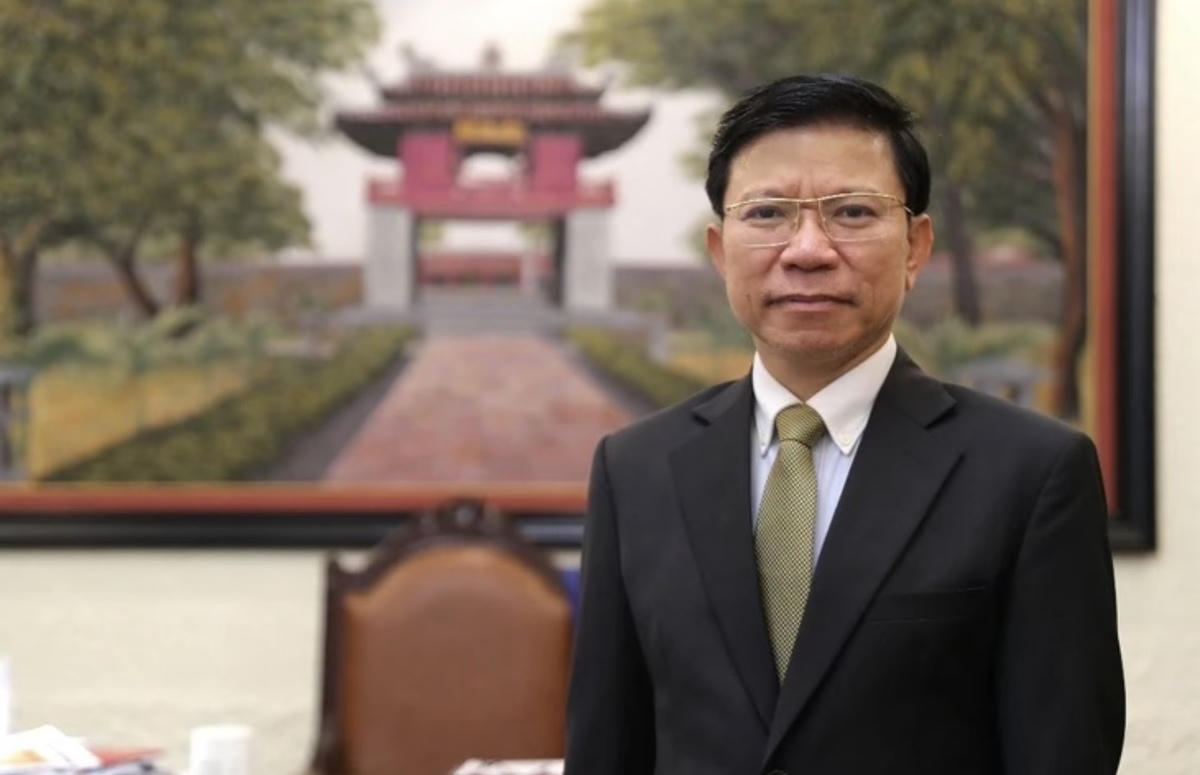 GS.TS Hoàng Anh Tuấn – Uỷ viên Uỷ ban Trung ương MTTQ Việt Nam khoá X, Phó Bí thư Đảng uỷ, Hiệu trưởng Trường Đại học Khoa học Xã hội và Nhân văn (Đại học Quốc gia Hà Nội).
