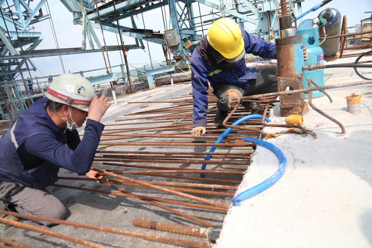 Chuẩn bị hợp long công trình cầu Phước Khánh nối TP Hồ Chí Minh và TP Đồng Nai