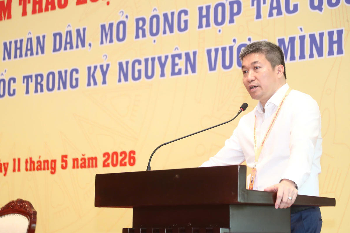 Ông Phan Anh Sơn phát biểu tại phiên thảo luận tại Tổ số 4 (Ảnh: Lê Khánh)