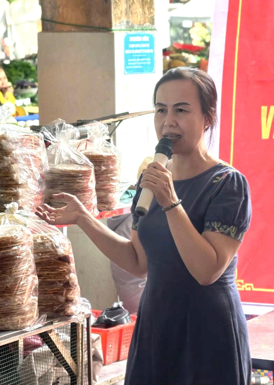Đà Nẵng: Đảm bảo an toàn thực phẩm ở chợ trong mùa cao điểm du lịch